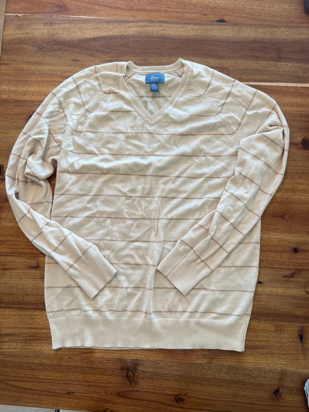 G.H. Bass & Co. Cream V-Neck Sweater with Tan Stripe Texture